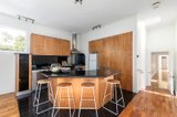 https://images.listonce.com.au/custom/160x/listings/49-edgevale-road-kew-vic-3101/359/00915359_img_04.jpg?sxuuLPK38HQ