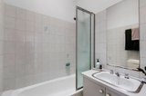 https://images.listonce.com.au/custom/160x/listings/49-evans-street-port-melbourne-vic-3207/078/01241078_img_08.jpg?2qGFNeCcAe4