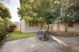 https://images.listonce.com.au/custom/160x/listings/49-fairview-avenue-cheltenham-vic-3192/731/01523731_img_09.jpg?fEZ24-e7Pug