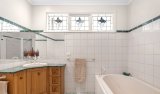 https://images.listonce.com.au/custom/160x/listings/49-golden-grove-glen-waverley-vic-3150/487/01577487_img_10.jpg?V3kRe_8JcBo