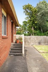 https://images.listonce.com.au/custom/160x/listings/49-greenhills-road-bundoora-vic-3083/255/01605255_img_20.jpg?B7boksXSO6A