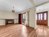 https://images.listonce.com.au/custom/160x/listings/49-grenfell-road-mount-waverley-vic-3149/843/01921843_img_06.jpg?kyR2zDiBAPk