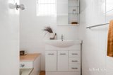 https://images.listonce.com.au/custom/160x/listings/49-haldane-road-niddrie-vic-3042/428/01752428_img_08.jpg?sDuoTmKvgdk