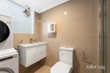 https://images.listonce.com.au/custom/160x/listings/49-hampshire-road-glen-waverley-vic-3150/317/01981317_img_13.jpg?KSPQtYcXdEg