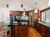 https://images.listonce.com.au/custom/160x/listings/49-heads-road-donvale-vic-3111/424/01702424_img_08.jpg?NhF_KvLOZQg