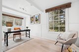 https://images.listonce.com.au/custom/160x/listings/49-hepburn-road-daylesford-vic-3460/271/01556271_img_12.jpg?q2BF8x9cTls