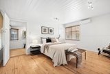 https://images.listonce.com.au/custom/160x/listings/49-hepburn-road-daylesford-vic-3460/531/01882531_img_02.jpg?SRmGOcpbEo8