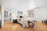 https://images.listonce.com.au/custom/160x/listings/49-hepburn-road-daylesford-vic-3460/618/01610618_img_02.jpg?oRuTwqKt64Y