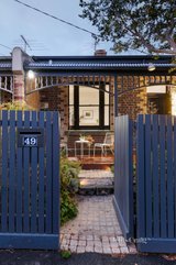 https://images.listonce.com.au/custom/160x/listings/49-herbert-street-northcote-vic-3070/933/01629933_img_02.jpg?AmK4fq205Y4