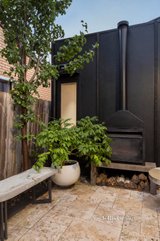 https://images.listonce.com.au/custom/160x/listings/49-herbert-street-northcote-vic-3070/933/01629933_img_10.jpg?R5xXFW2D8J0