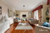 https://images.listonce.com.au/custom/160x/listings/49-hume-street-greensborough-vic-3088/974/01935974_img_02.jpg?dxAEULLN2k4