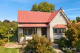 https://images.listonce.com.au/custom/160x/listings/49-hutton-street-kyneton-vic-3444/438/01885438_img_03.jpg?ty3emIi2_fE
