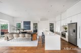 https://images.listonce.com.au/custom/160x/listings/49-illawarra-road-hawthorn-vic-3122/347/01769347_img_06.jpg?lJhmdcmkTvU