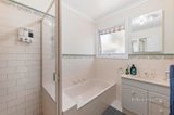 https://images.listonce.com.au/custom/160x/listings/49-kincumber-drive-croydon-vic-3136/545/01624545_img_07.jpg?gjcrGkT748I