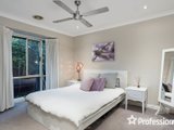 https://images.listonce.com.au/custom/160x/listings/49-larbert-road-mooroolbark-vic-3138/426/01526426_img_13.jpg?fW0dyzIYeyI