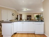 https://images.listonce.com.au/custom/160x/listings/49-margaret-street-kilsyth-vic-3137/568/01524568_img_06.jpg?migRHocpaxY