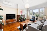 https://images.listonce.com.au/custom/160x/listings/49-marlton-crescent-st-kilda-vic-3182/088/01814088_img_02.jpg?jfWtKhiJNEA
