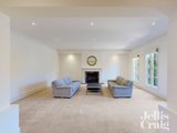 https://images.listonce.com.au/custom/160x/listings/49-metung-street-balwyn-vic-3103/768/01949768_img_15.jpg?08u3Jz7jcKU