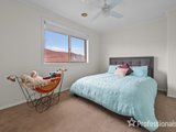 https://images.listonce.com.au/custom/160x/listings/49-nangathan-way-croydon-north-vic-3136/034/01526034_img_15.jpg?unq_Fmel2i8