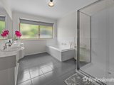https://images.listonce.com.au/custom/160x/listings/49-nangathan-way-croydon-north-vic-3136/034/01526034_img_18.jpg?_Sz69RauBcQ
