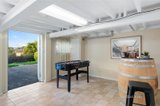https://images.listonce.com.au/custom/160x/listings/49-robinson-grove-bulleen-vic-3105/961/01168961_img_14.jpg?FGQw-q3MiMA