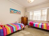 https://images.listonce.com.au/custom/160x/listings/49-romawi-street-altona-vic-3018/342/01613342_img_09.jpg?Ldu-nO09rUI