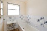 https://images.listonce.com.au/custom/160x/listings/49-sharland-road-corio-vic-3214/724/01699724_img_07.jpg?K-8wgckm9-U