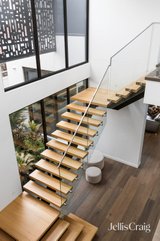 https://images.listonce.com.au/custom/160x/listings/49-shiers-street-alphington-vic-3078/116/01768116_img_14.jpg?6_g2BNXqlMw