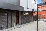 https://images.listonce.com.au/custom/160x/listings/49-smith-street-thornbury-vic-3071/863/01632863_img_02.jpg?kTmmUi1rjGM