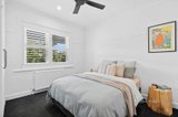 https://images.listonce.com.au/custom/160x/listings/49-stanbridge-street-daylesford-vic-3460/533/01611533_img_11.jpg?EL_9juwG79U