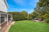 https://images.listonce.com.au/custom/160x/listings/49-stanbridge-street-daylesford-vic-3460/533/01611533_img_20.jpg?8zM__fl-sSk