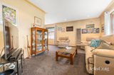 https://images.listonce.com.au/custom/160x/listings/49-therese-avenue-mount-waverley-vic-3149/996/01911996_img_03.jpg?nAdxGQrspMQ