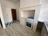 https://images.listonce.com.au/custom/160x/listings/49-thorburn-street-bell-park-vic-3215/980/01780980_img_08.jpg?h5khp5xjU3s