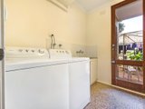 https://images.listonce.com.au/custom/160x/listings/49-vanbrook-street-forest-hill-vic-3131/608/01743608_img_11.jpg?Yi_Rsj31qoc