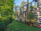 https://images.listonce.com.au/custom/160x/listings/49-walnut-drive-kilsyth-vic-3137/647/01524647_img_17.jpg?VQDrScJPkus