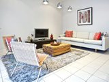 https://images.listonce.com.au/custom/160x/listings/49-waverley-park-drive-mulgrave-vic-3170/656/01658656_img_06.jpg?0hmOe8-iMbk