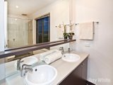 https://images.listonce.com.au/custom/160x/listings/49-waverley-park-drive-mulgrave-vic-3170/656/01658656_img_16.jpg?9_kIdZ2arxM