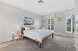 https://images.listonce.com.au/custom/160x/listings/49-windsor-crescent-mont-albert-vic-3127/754/01689754_img_13.jpg?XrkeERt6pf4