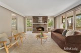 https://images.listonce.com.au/custom/160x/listings/49-wycliffe-crescent-eltham-vic-3095/463/01815463_img_02.jpg?q5qUukNGYdY