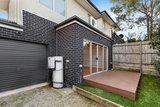 https://images.listonce.com.au/custom/160x/listings/490-nell-st-greensborough-vic-3088/039/01774039_img_12.jpg?fXpduFDah6E