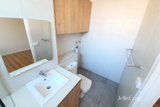 https://images.listonce.com.au/custom/160x/listings/493-flinders-street-thornbury-vic-3071/532/01901532_img_05.jpg?rBFory0WcD4