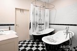 https://images.listonce.com.au/custom/160x/listings/493-oxford-street-collingwood-vic-3066/248/01978248_img_17.jpg?OrK5PdcBYyQ