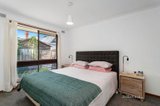 https://images.listonce.com.au/custom/160x/listings/496-railway-place-williamstown-vic-3016/079/01200079_img_06.jpg?w-XXigC8gUo