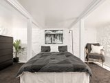 https://images.listonce.com.au/custom/160x/listings/4987-alma-road-st-kilda-east-vic-3183/109/01090109_img_05.jpg?X95cQ1n0ayQ