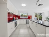 https://images.listonce.com.au/custom/160x/listings/49a-longfellow-avenue-mooroolbark-vic-3138/022/01526022_img_10.jpg?hJTsjnRzQ7o