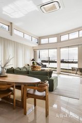 https://images.listonce.com.au/custom/160x/listings/49a-the-strand-williamstown-vic-3016/410/01768410_img_23.jpg?gueChEBEPB8