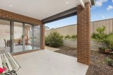 https://images.listonce.com.au/custom/160x/listings/49b-ireland-street-mckenzie-hill-vic-3451/774/00936774_img_09.jpg?Kl_Xx7nM5hU