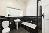 https://images.listonce.com.au/custom/160x/listings/4a-central-park-road-malvern-east-vic-3145/714/00134714_img_11.jpg?9vDKDzuWPys