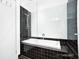 https://images.listonce.com.au/custom/160x/listings/4a-gatehouse-lane-albert-park-vic-3206/087/01088087_img_11.jpg?Pmj55fBi40g