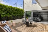 https://images.listonce.com.au/custom/160x/listings/4a-green-street-windsor-vic-3181/036/01816036_img_16.jpg?GUg33RgogL4